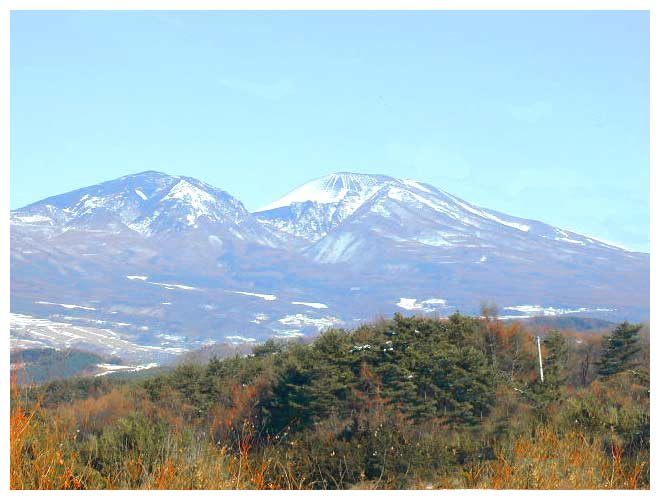 佐久市から見る浅間山