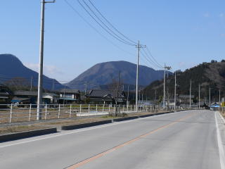 栃木市の鍋山が見えてきた
